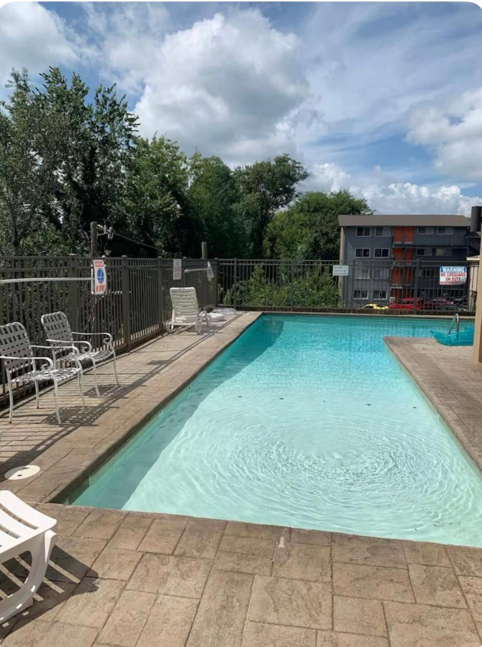 Condo Close To Stadium And Free Parking Knoxville Exterior foto